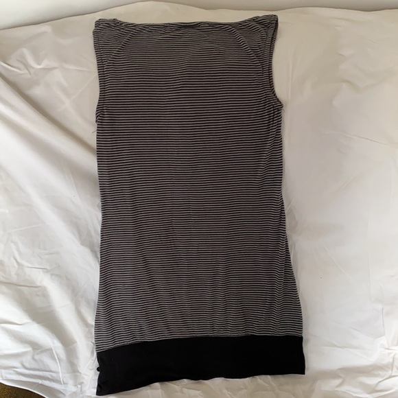 Long tank top - Picture 5 of 5